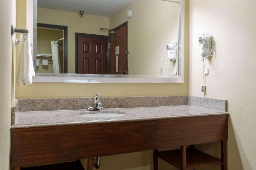 Comfort Inn Columbia - Bush River image 38