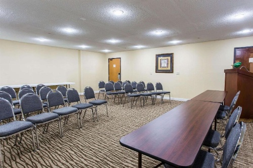 Comfort Inn Columbia - Bush River image 40