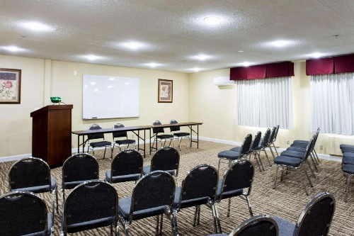 Comfort Inn Columbia - Bush River image 42